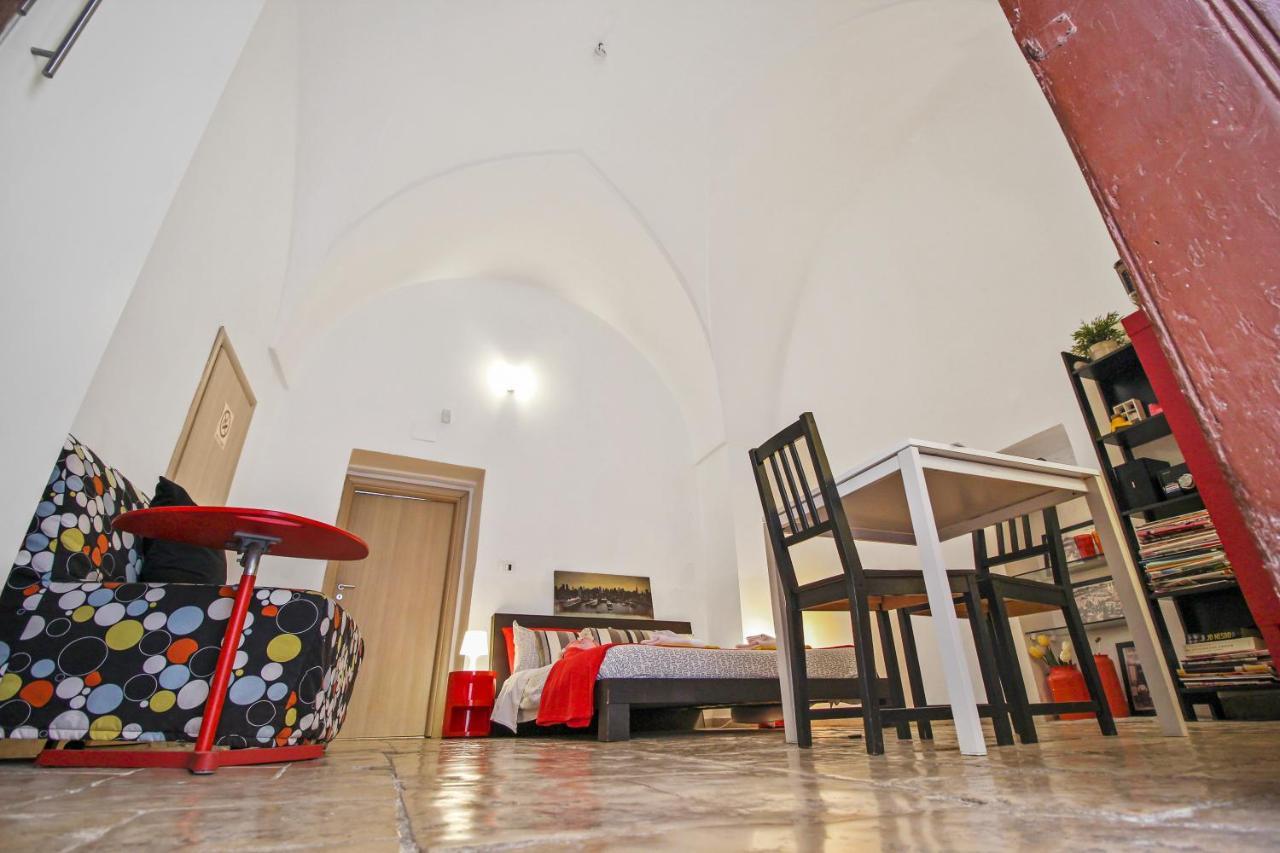 Del Teatro Apartment *